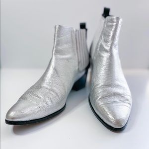 Modern Vice 
Silver//Black//White Ankle Boots